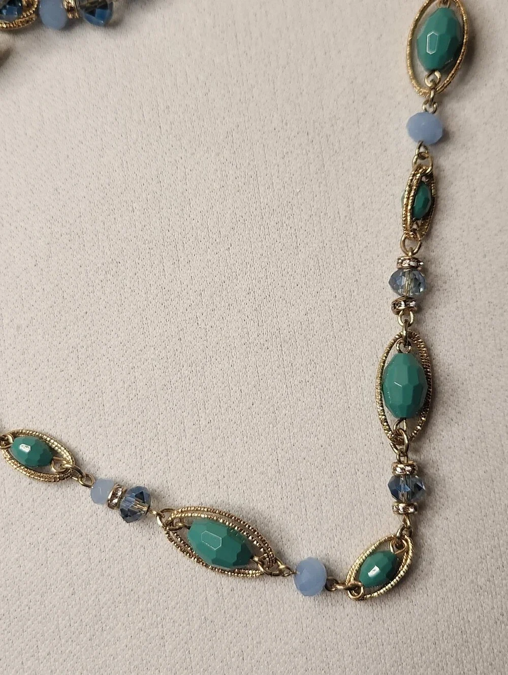 Napier Necklace & Bracelet Set Gold Tone Oval Chain Links Sea Green Blue Beads - Picture 10 of 16
